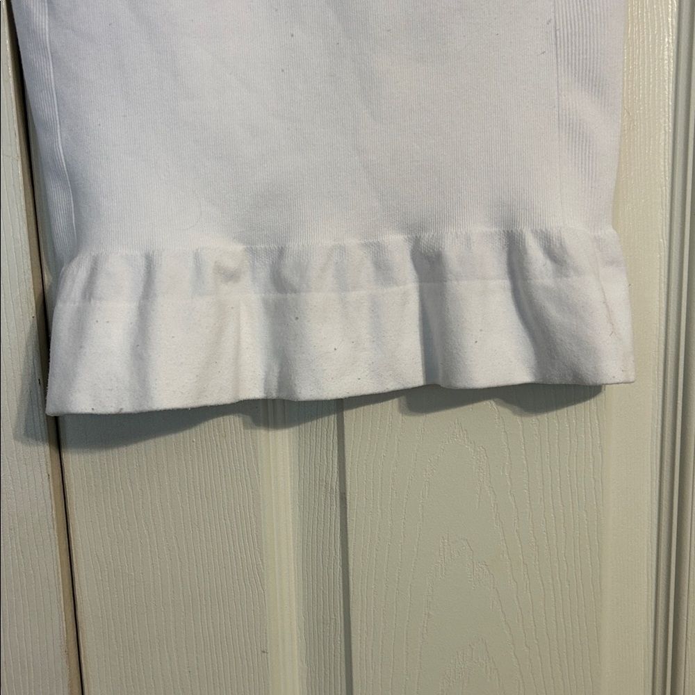 CAMISHAPER Size Large White Peplum Hem Shapewear Smoothing Tank Slimming - Picture 4 of 5